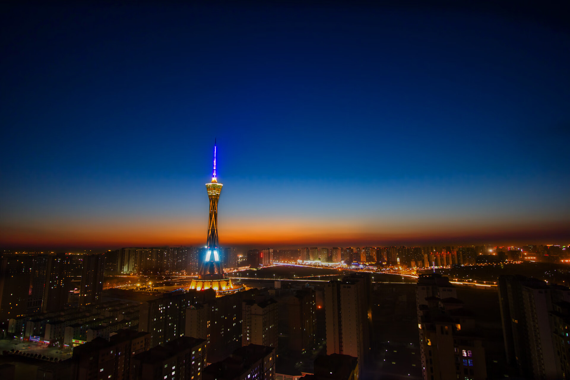 开云体育官网-兰斯取胜雷恩，积极备战近期重要比赛，兰斯104回合杀雷伊